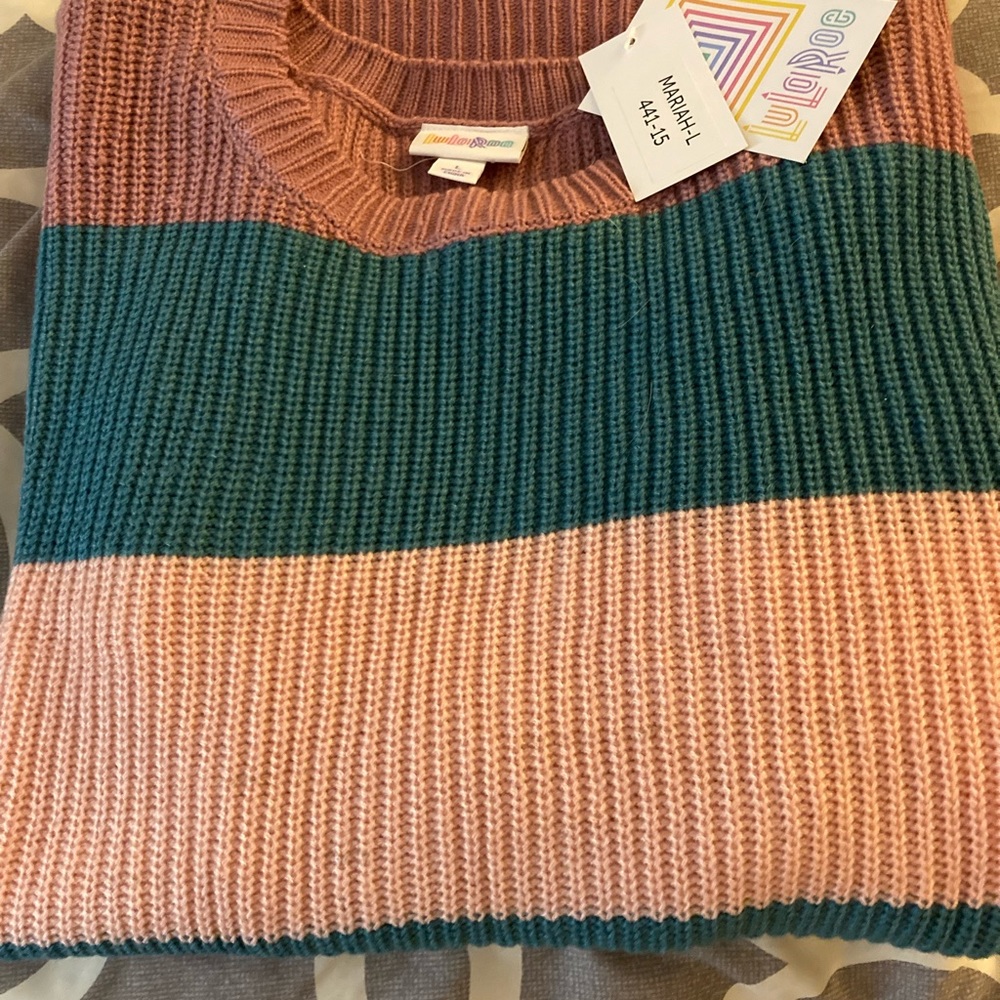 LuLaRoe Large Mariah